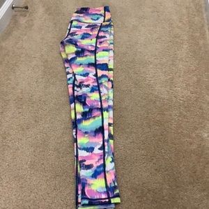 Victoria’s Secret knockout yoga pants